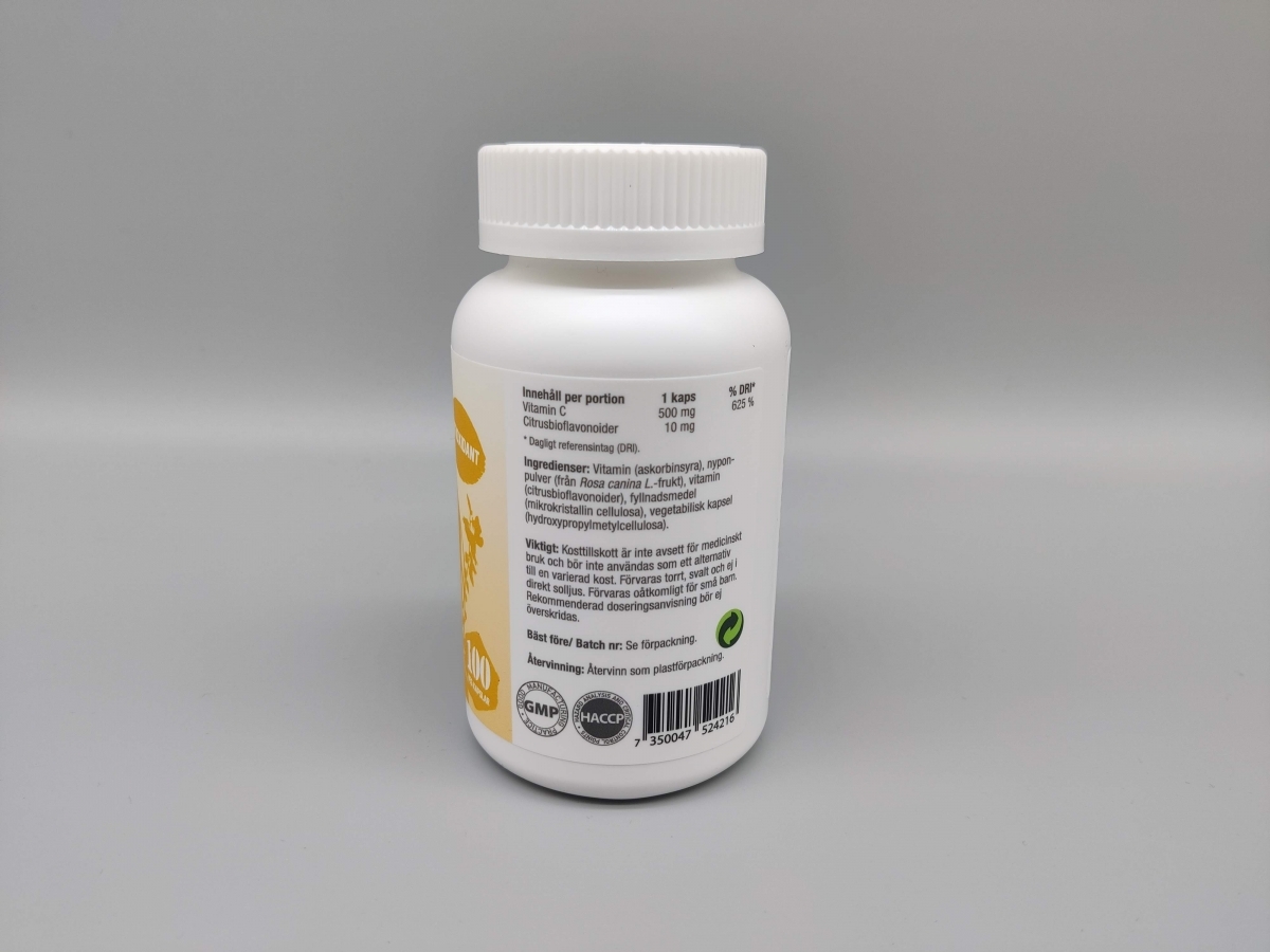 Healthwell Vitamin C baksida med ingredienser och näringsinnehåll foto taget av oss