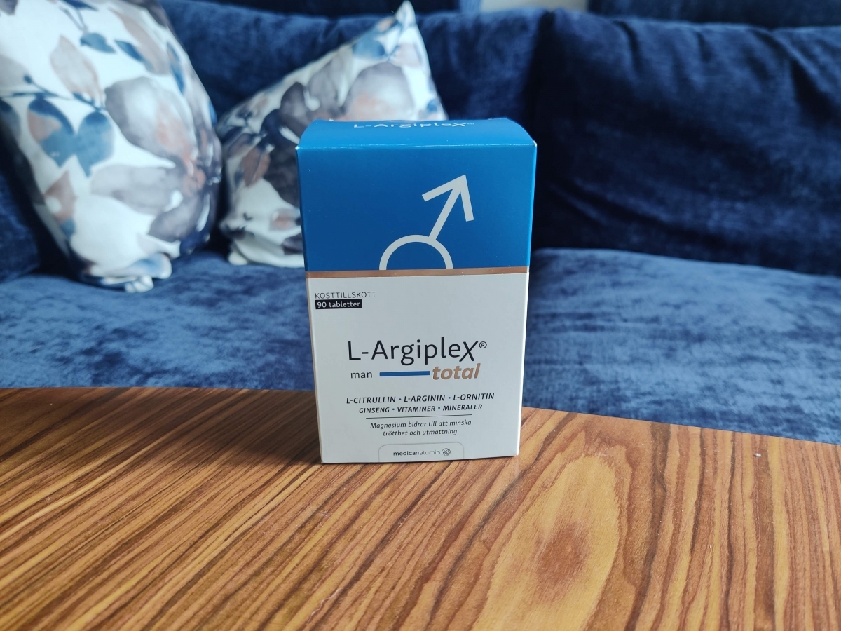 L-Argiplex Total Man på vårt soffbord, egen bild från testet
