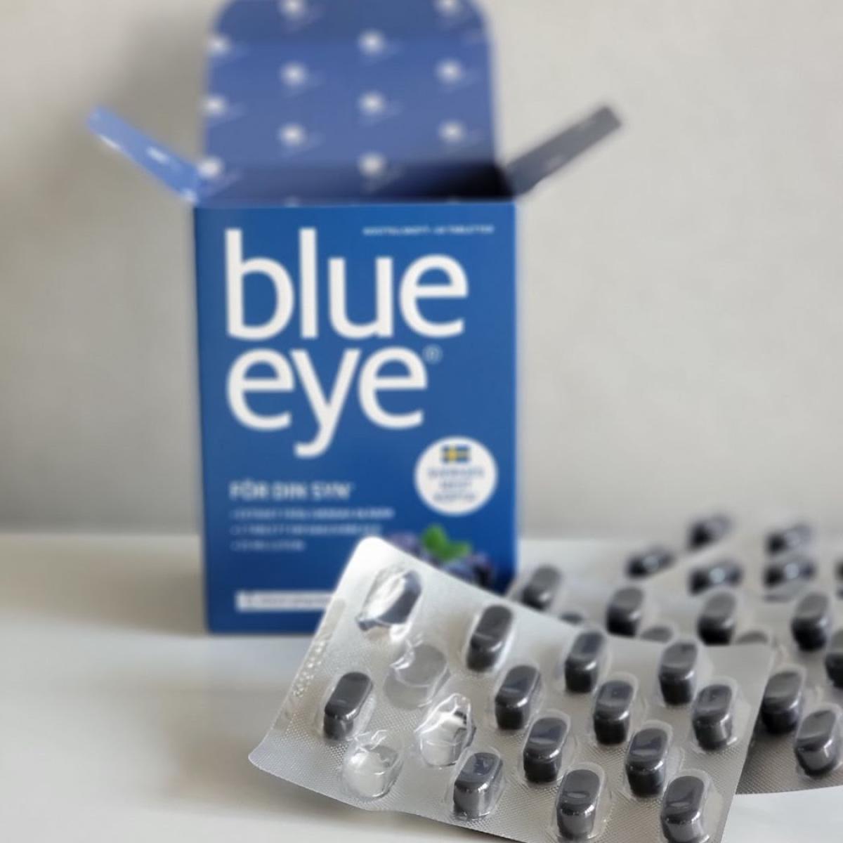 Närbild av två Blue Eye-tabletter och öppnat blister, egen testbild