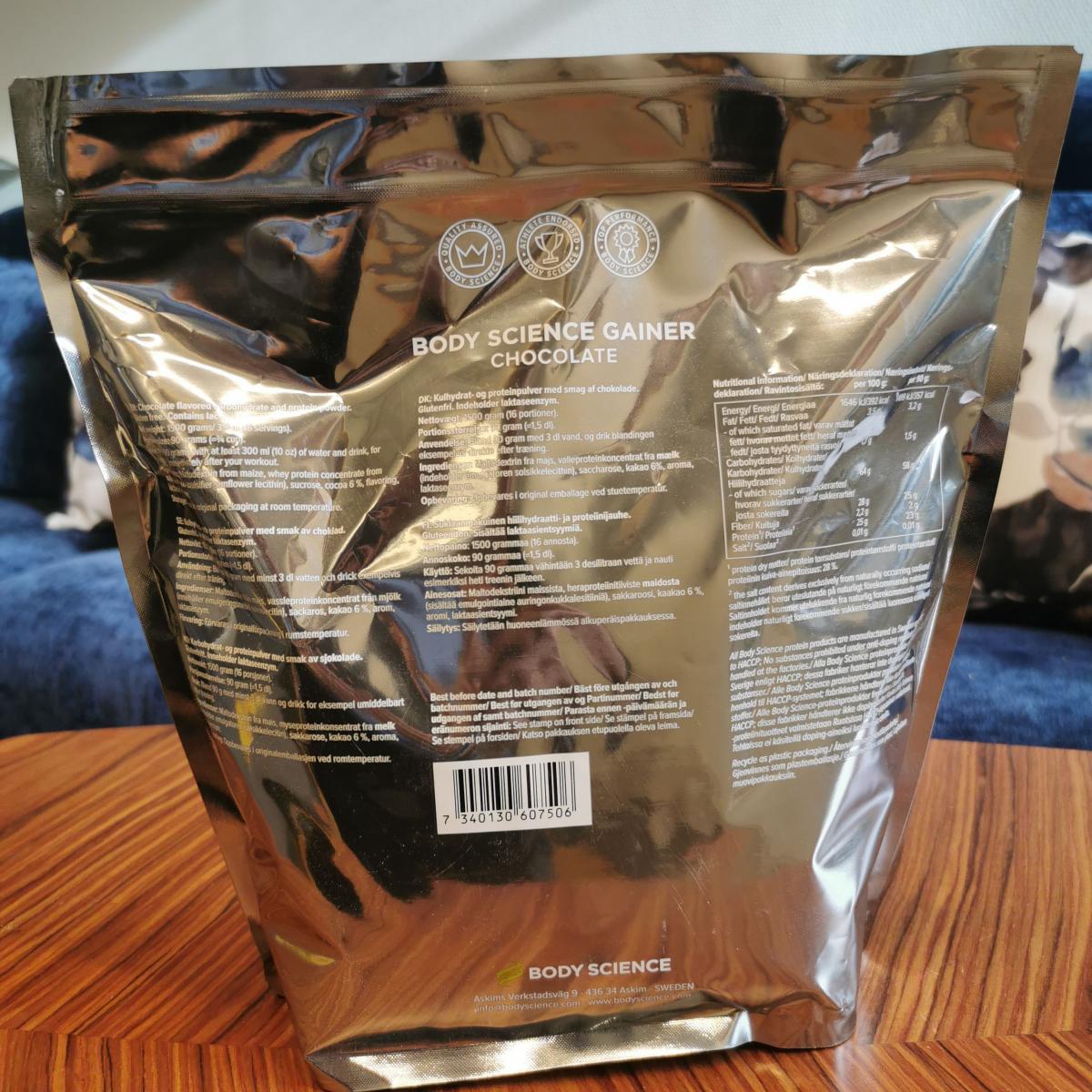 Body Science Gainer baksida med tydlig märkning och instruktioner eget foto
