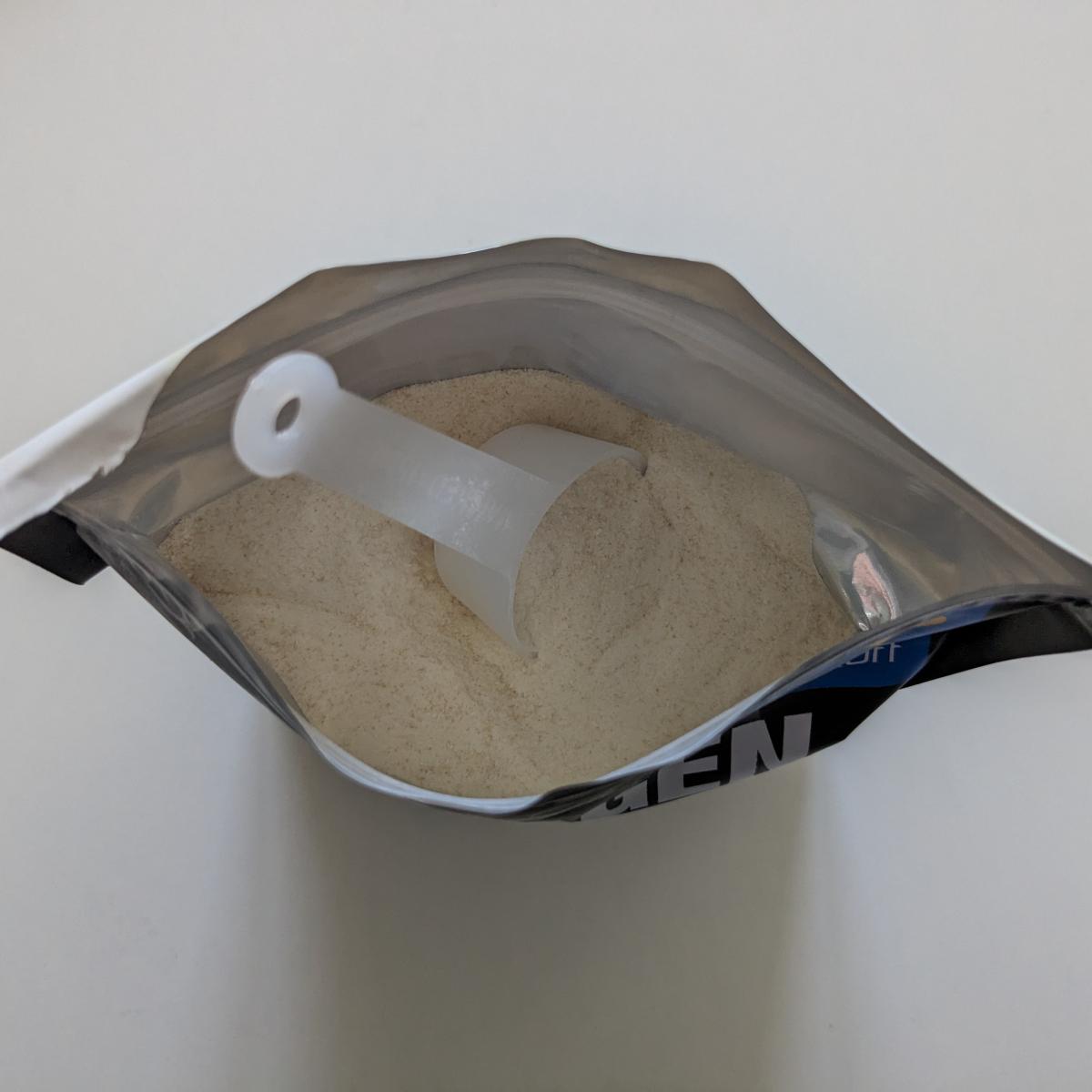 Core Collagen Pro på bordet med skopa under vår testperiod