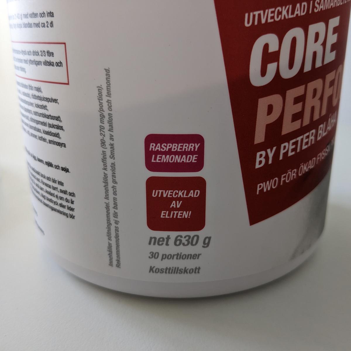 Närbild på etiketten Raspberry Lemonade på Core Performance 630 g