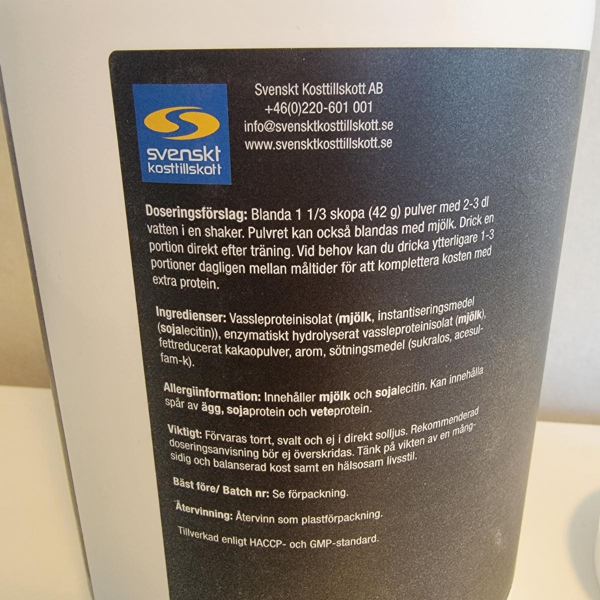 Näringsruta på Core Protein Pro där 38 g protein per portion framgår, fotad av oss