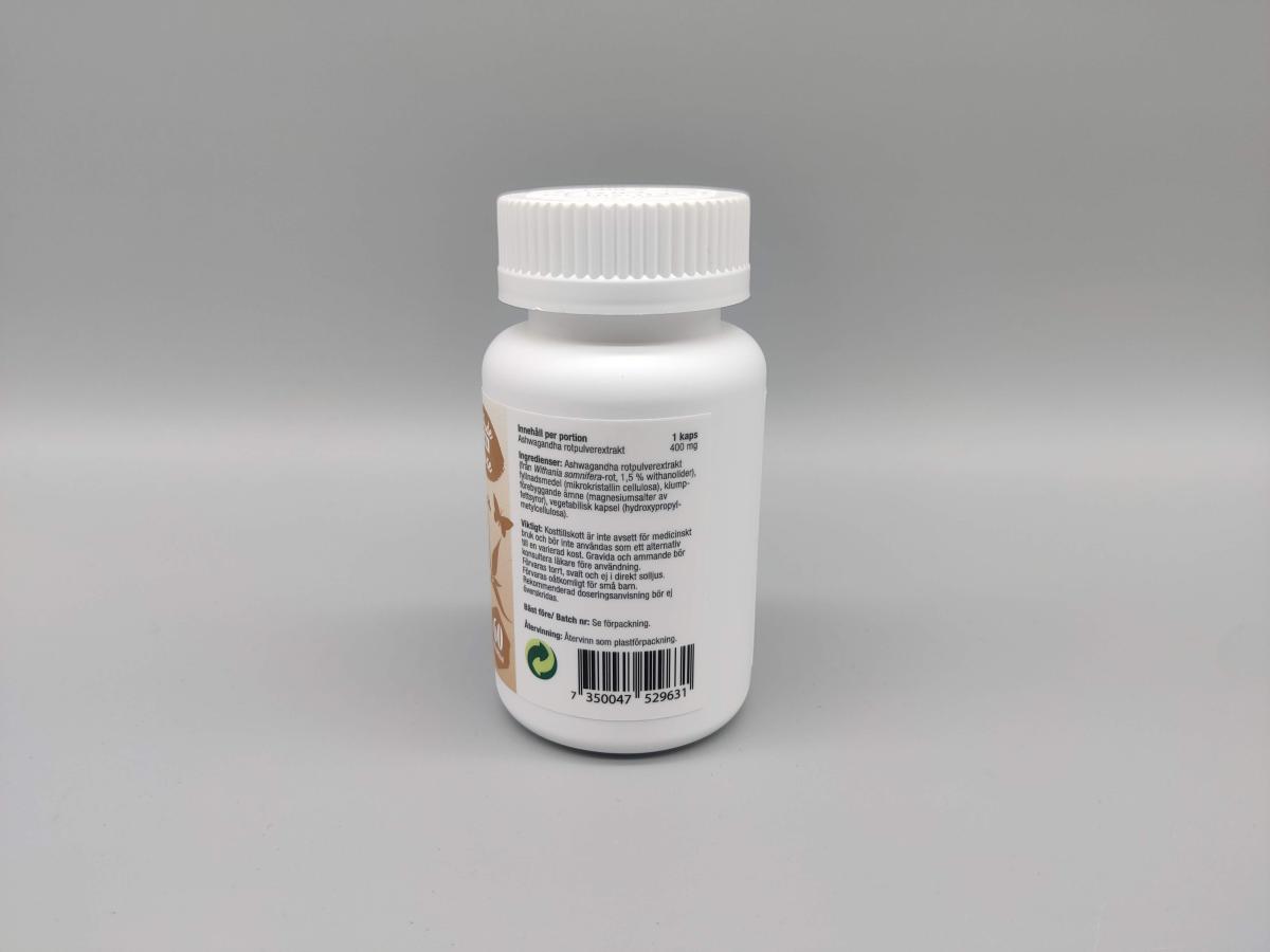 Baksida med innehåll och dosering på Healthwell Ashwagandha Extrakt, foto av oss under testet