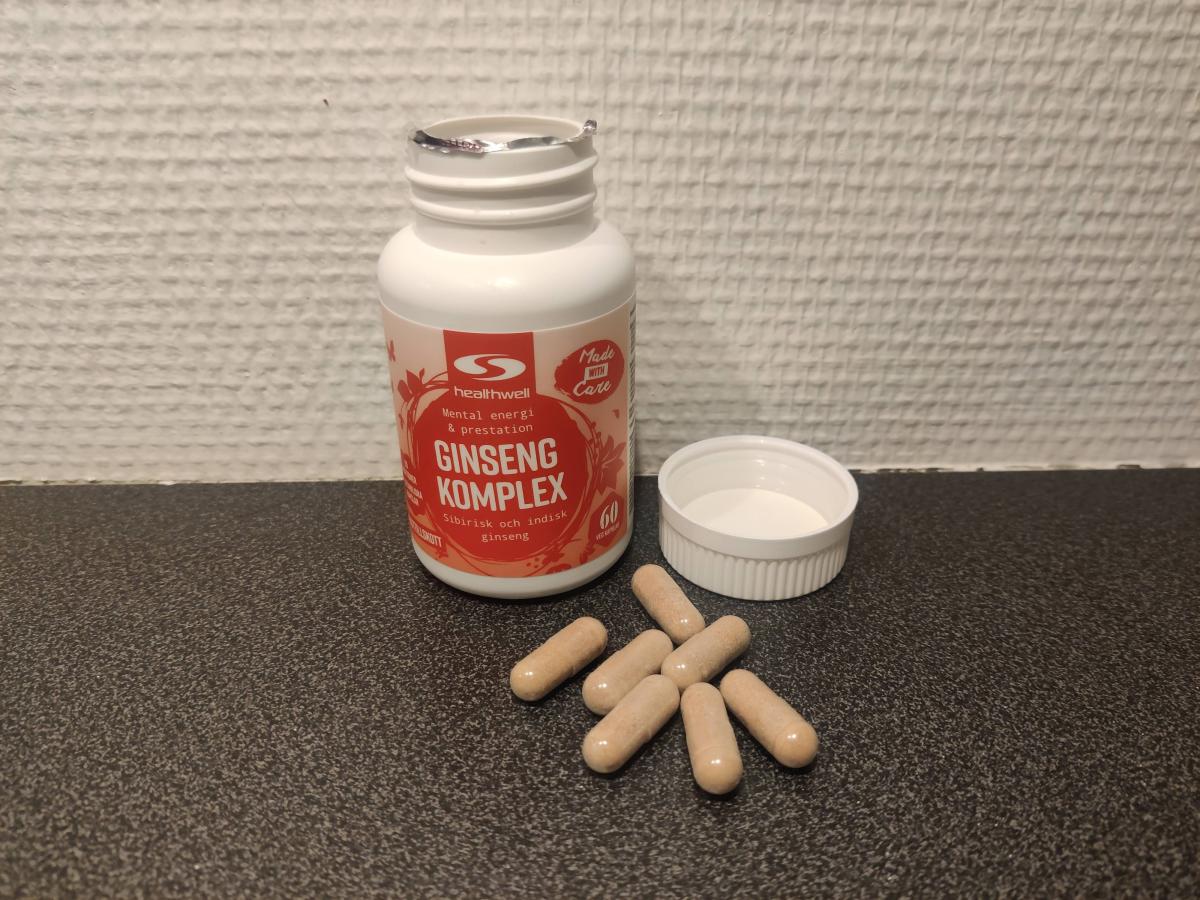 Healthwell Ginseng Komplex öppnad burk med kapslar egen bild från vårt test