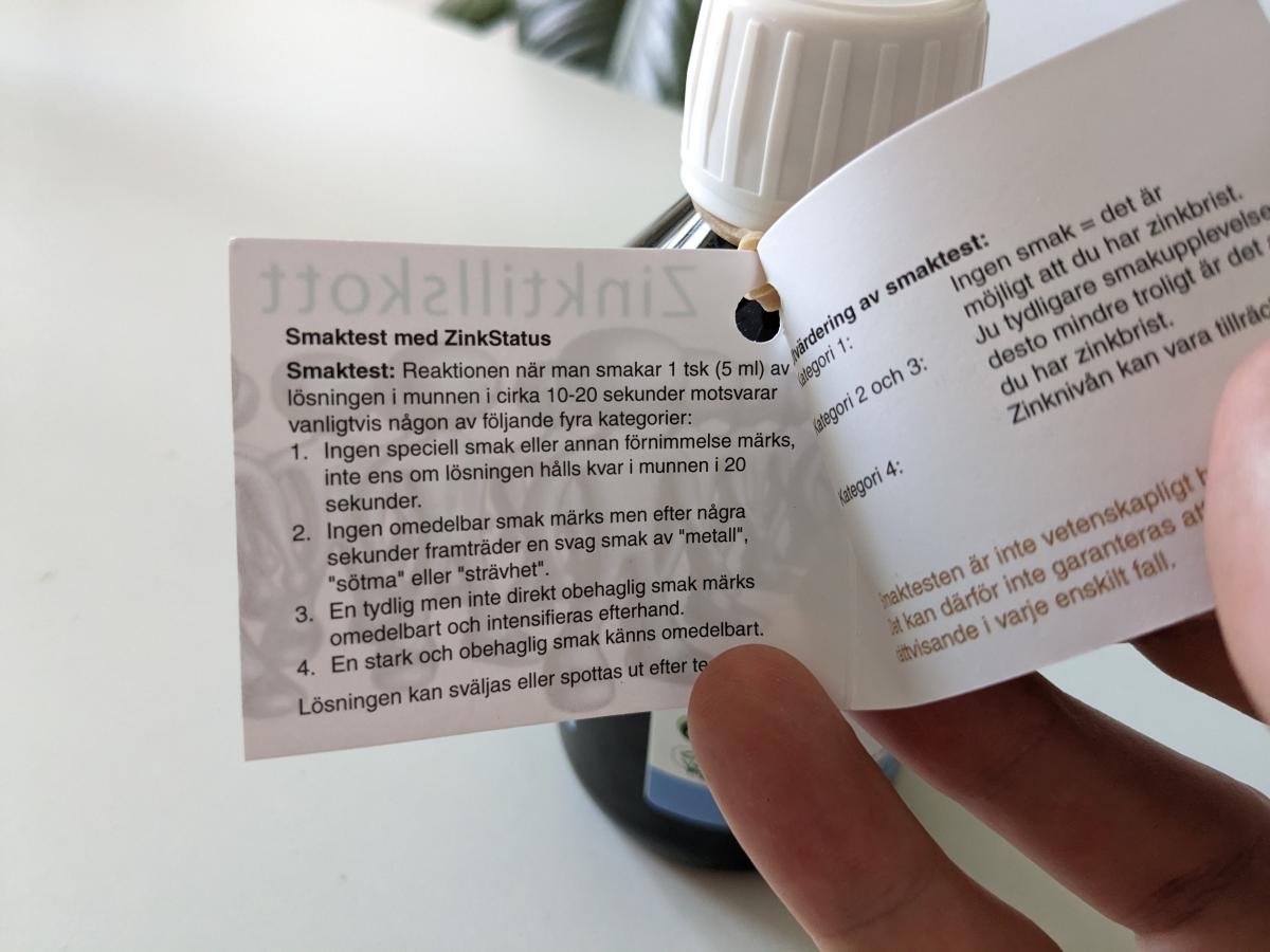 Närbild av smaktest-instruktionerna på ZinkStatus som vi följde