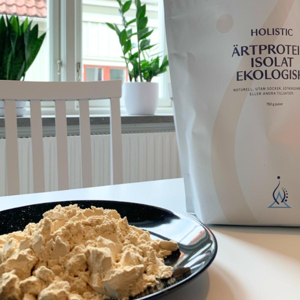 Holistic ärtprotein på bordet i naturligt ljus egen bild inför blandning