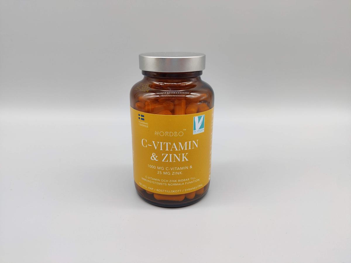 Nordbo C‑vitamin & Zink mot vit bakgrund, frontal produktbild från vårt test