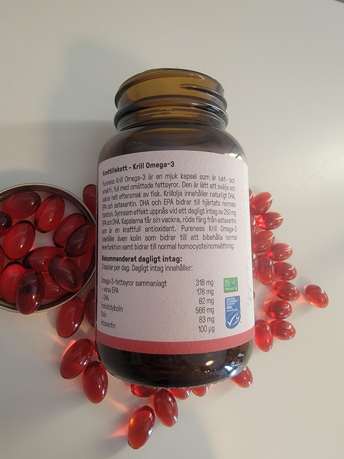 Etikett med näringsvärden och rekommenderad dos för Pureness Krill Omega-3, foto från vårt test