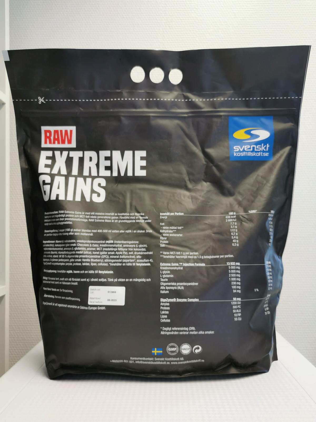 RAW Extreme Gains baksida med näringsinfo och tydliga doser, foto av oss