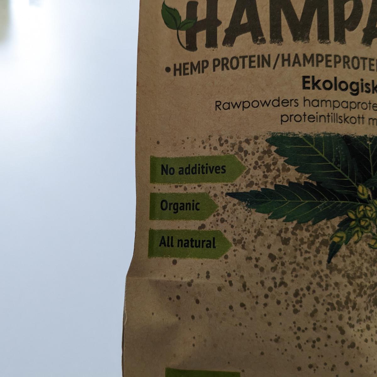 Närbild på märkningen no additives organic all natural på Rawpowder-förpackningen, foto av oss
