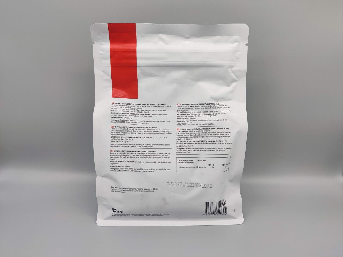 SmartSupps L-Glutamine 1 kg baksida med doseringsinfo, foto av oss
