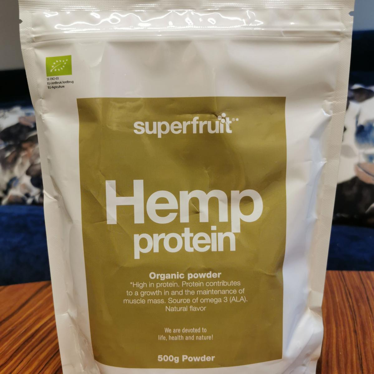 Superfruit Hampaprotein framsida 500 g ekologiskt fotograferad av oss under testet