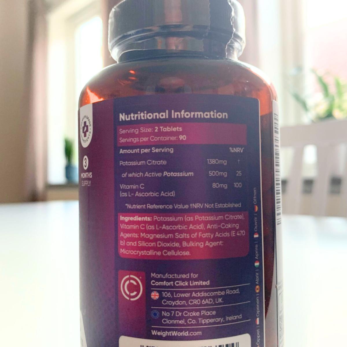 Baksida med näringsinnehåll för Weight World Kalium + C‑vitamin